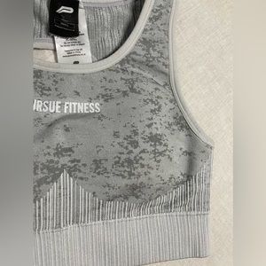 Sports Bra, Presue Fitness, Size Small, Seamless, Camouflage, Camo, Gray